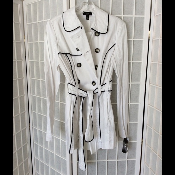 BCX Jackets & Blazers - 𝅺bcx white and black jacket